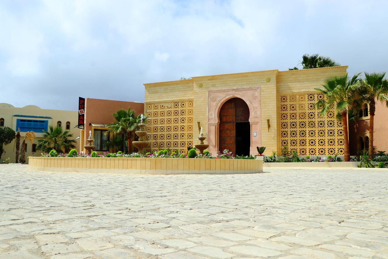The Ksar Djerba Charming Hotel&SPA Midoun Bagian luar foto
