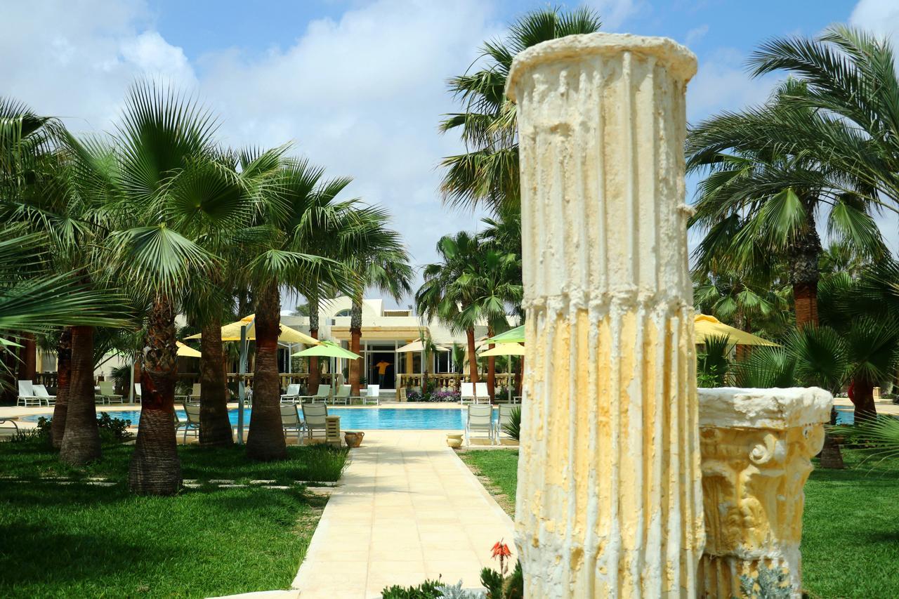 The Ksar Djerba Charming Hotel&SPA Midoun Bagian luar foto
